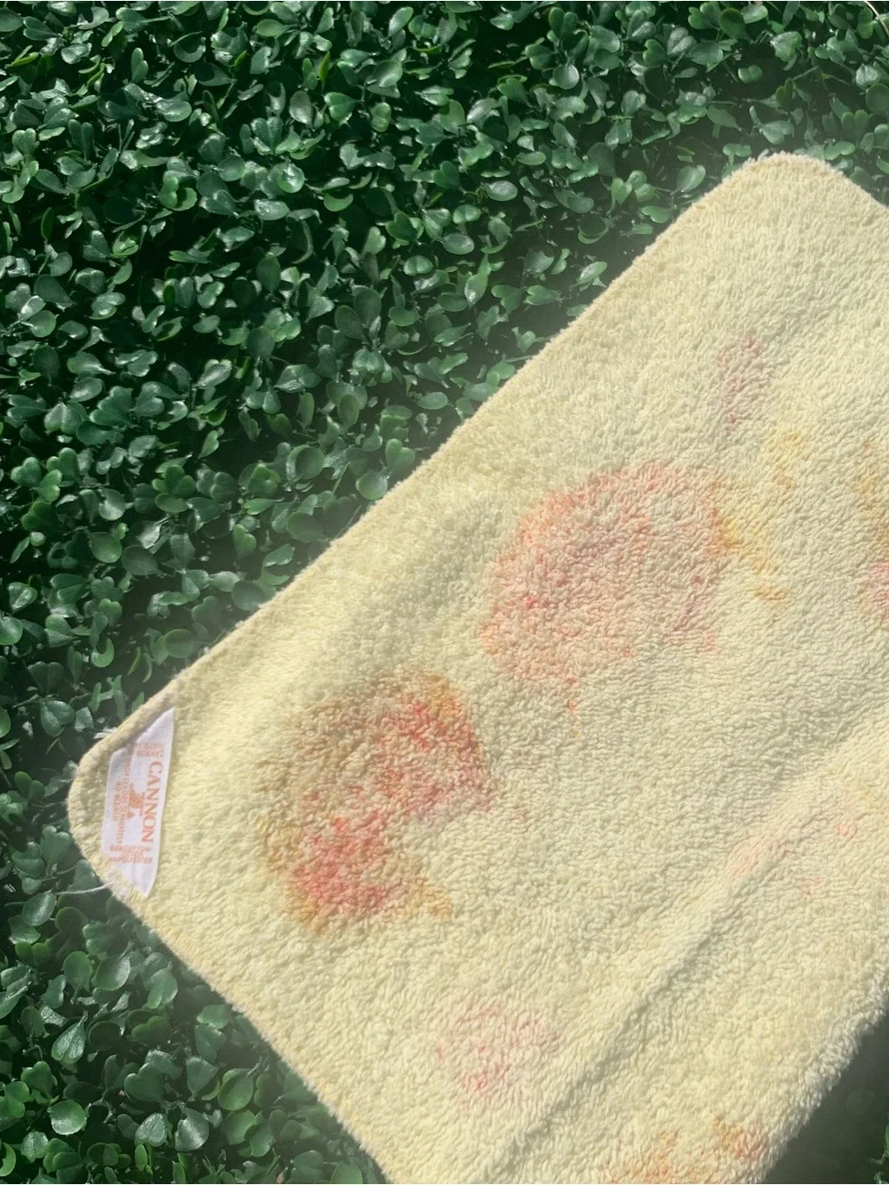 Vintage 70s Cannon yellow orange & red floral Bath Hand Towel & Washcloth Set